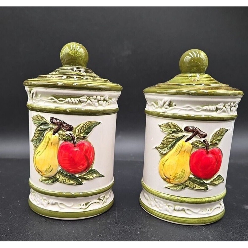 Vtg Ceramic‎ Kitchen SALT PEPPER SHAKER Fruit Pear Apple Green White Japan